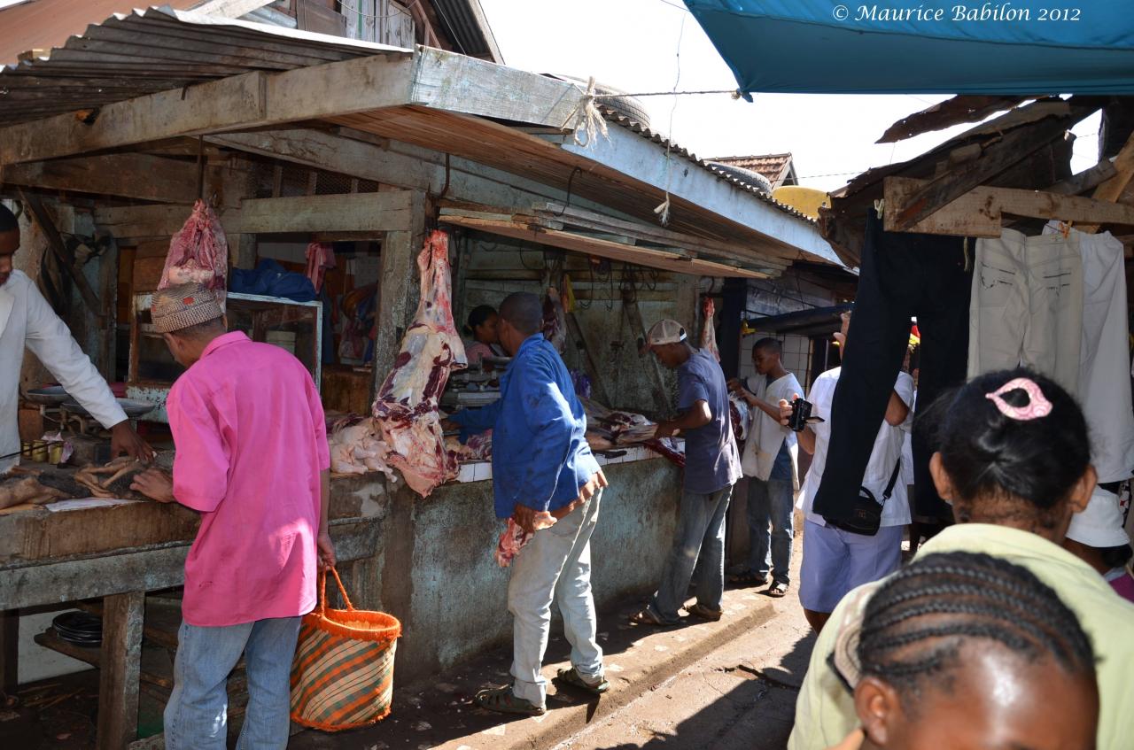 Visite et achats au marché de Fianarantsoa